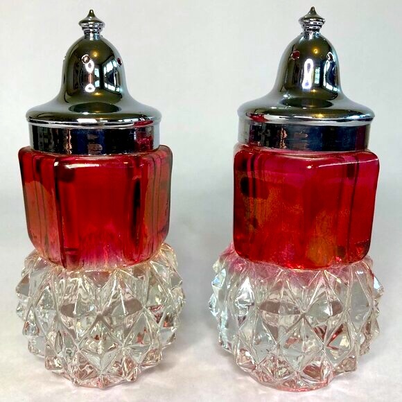 Vintage Indiana Glass Diamond Point Ruby Red Salt And Pepper Shakers - Picture 1 of 10